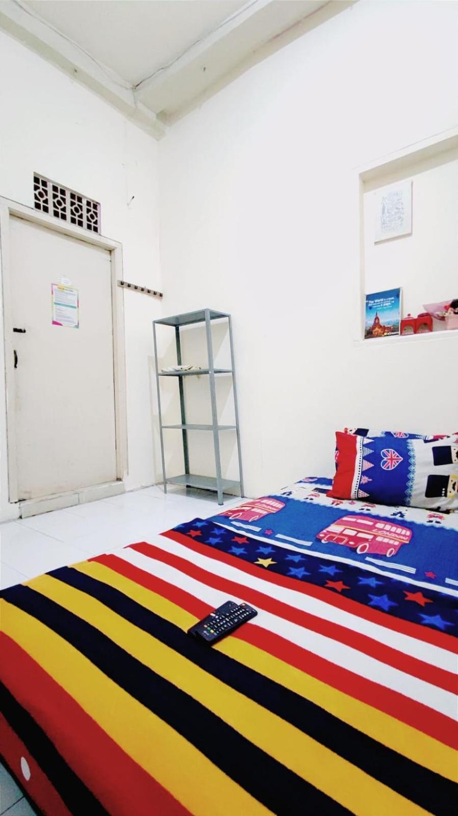 West Surabaya Homey Exterior foto